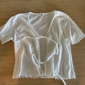 Missguided White Crop Tie front super cute top